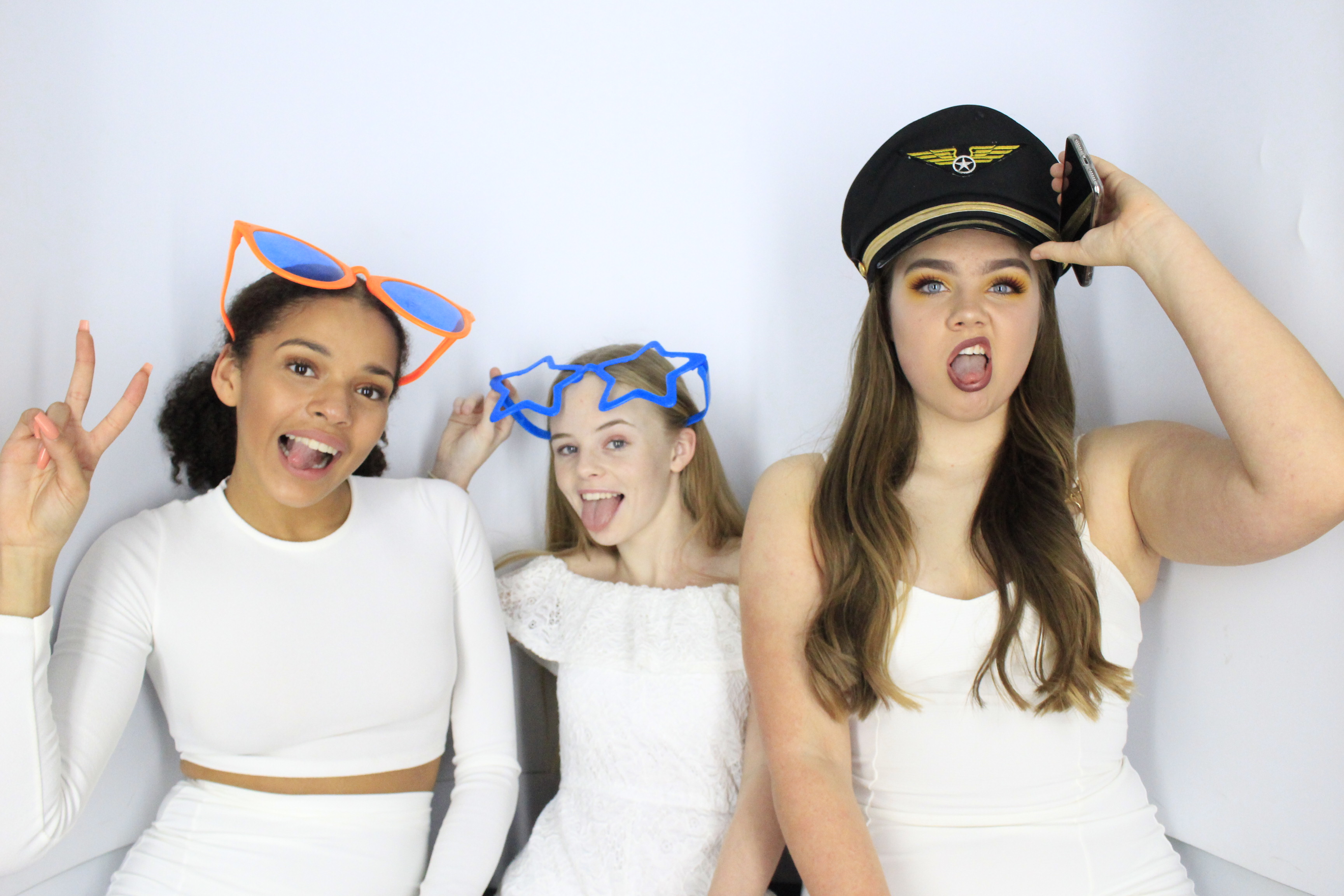 Issy & Alice's 18th Birthday Party | View more photos from the event at gallery.myphotoboothexperience.co.uk/u/MyPhotoBoothExperienceLtd/Issy-Alices-18th-Birthday-Party